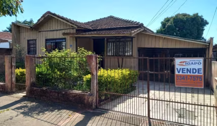 Casa com 3 quartos à venda na Rua Coronel Camisão, Jardim Europa, Londrina por R$ 550.000
