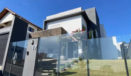 Casa com 4 quartos à venda no Glória, Joinville , 325 m2 por R$ 2.100.000