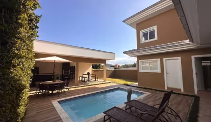 Casa em condomínio fechado com 4 quartos à venda no Glória, Joinville , 207 m2 por R$ 1.880.000