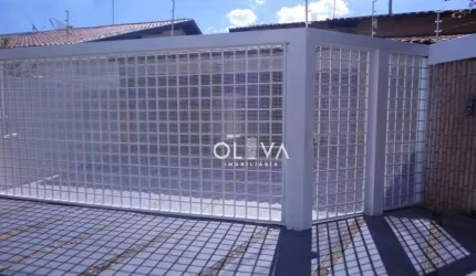 Casa com 3 dormitórios à venda, 234 m² por R$ 550.000 - Renascença - Mirassol/SP