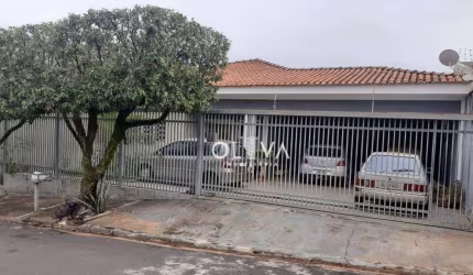 Casa com 3 dormitórios à venda, 213 m² por R$ 600.000,00 - Jardim Nazareth - São José do Rio Preto/SP