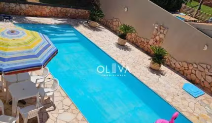 Rancho com 5 dormitórios à venda, 255 m² por R$ 770.000 - Condomínio Lago e Sol - Fronteira/MG