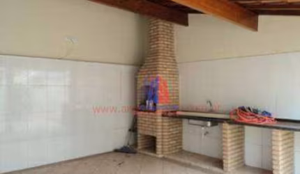 Casa com 3 dormitórios à venda, 160 m² por R$ 480.000,00 - Chácara Machadinho I - Americana/SP