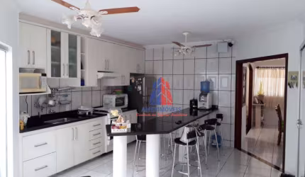 Casa com 3 dormitórios à venda, 150 m² por R$ 550.000,00 - Campo Limpo - Americana/SP