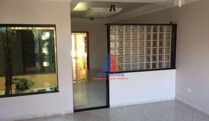 Casa com 3 dormitórios à venda, 221 m² por R$ 700.000,00 - Vila Santa Catarina - Americana/SP