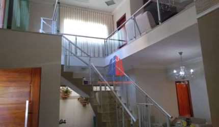 Sobrado com 3 dormitórios à venda, 228 m² por R$ 850.000,00 - Jardim Dona Regina - Santa Bárbara D'Oeste/SP