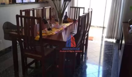 Casa com 7 dormitórios à venda por R$ 1.800.000,00 - Vila Santa Maria - Americana/SP