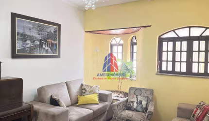Sobrado com 3 dormitórios à venda, 220 m² por R$ 850.000,00 - Jardim Amélia - Americana/SP