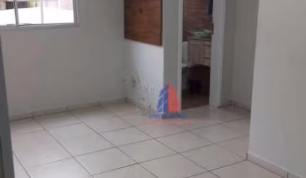 Apartamento com 2 dormitórios à venda, 50 m² por R$ 187.000 - Chácara Letônia - Americana/SP