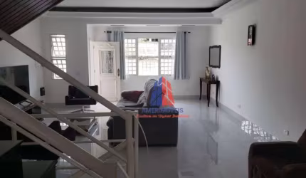 Sobrado com 3 dormitórios à venda, 289 m² por R$ 695.000,00 - Vila Nossa Senhora de Fátima - Americana/SP