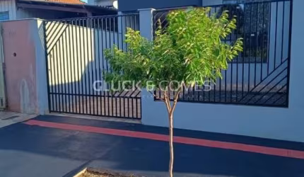 Casa com 3 quartos à venda na Rua Pinheiro, 217, Leonor, Londrina por R$ 340.000