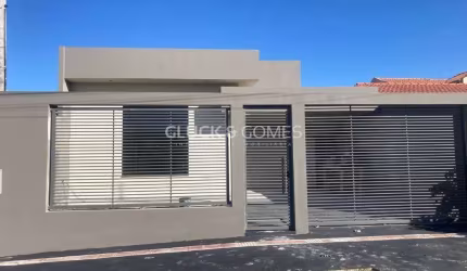 Casa com 3 quartos à venda na João Ferreira de Almeida, 412, Residencial Abussafe, Londrina por R$ 485.000