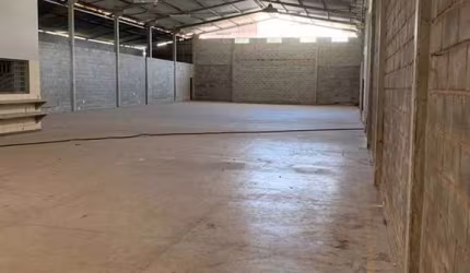 GALPÃO DE 1500M² SANTA GENOVEVA
