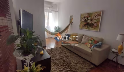 Apartamento com 2 dormitórios à venda, 92 m² por R$ 670.000,00 - Gonzaga - Santos/SP