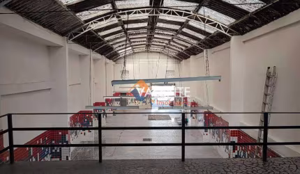 Galpão para alugar, 336 m² por R$ 10.800,00/mês - Vila Nova - Santos/SP