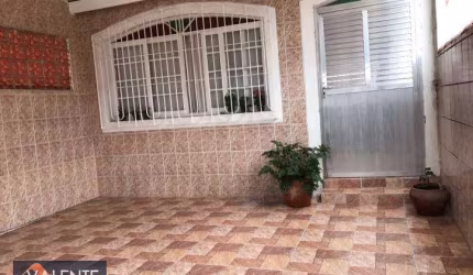 Casa com 4 dormitórios à venda, 69 m² por R$ 495.000,00 - Vila Voturuá - São Vicente/SP