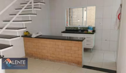 Sobrado com 2 dormitórios à venda por R$ 195.000,00 - Vila Nossa Senhora de Fátima - São Vicente/SP