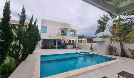 Casa com 5 dormitórios à venda, 318 m² por R$ 1.800.000,00 - Praia da Boracéia - São Sebastião/SP