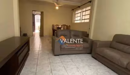 Casa com 3 dormitórios para alugar, 244 m² por R$ 6.500,00/mês - Centro - São Vicente/SP