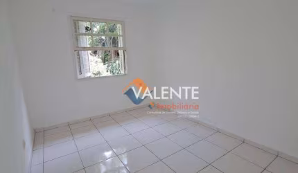 Apartamento com 2 dormitórios à venda, 55 m² por R$ 250.000,00 - Centro - São Vicente/SP