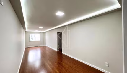 Apartamento reformado no Edifício Cidade de Icarai