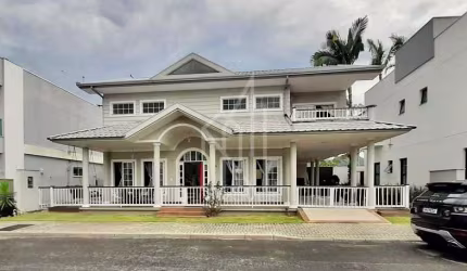 Casa em Condomínio no Boulevard da Barra
