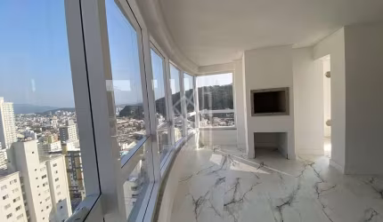 Apartamento no Centro de Balneário Camboriú
