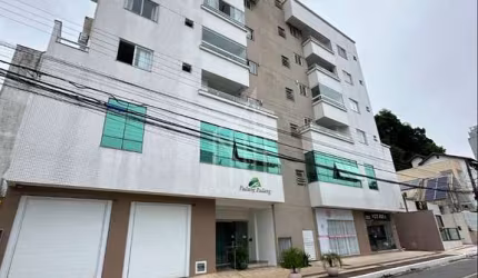 Apartamento a venda no Edifício Padang Padang