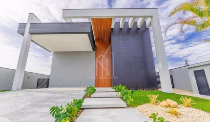 Casa no condomínio Caledônia