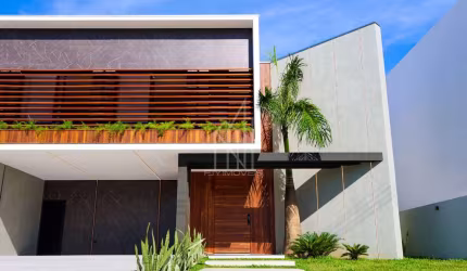 Casa Alto Padrão no Condomínio Caledônia