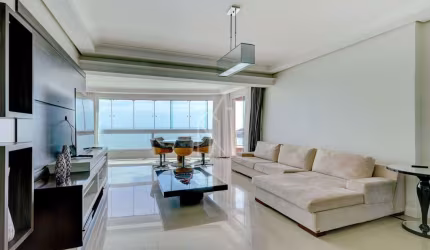 Apartamento frente mar no Edifício Beverly Hills