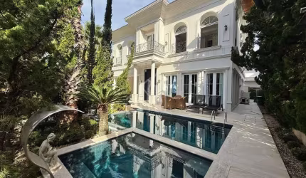 Casa à venda no Condomínio Porto Riviera Exclusive – Praia Brava
