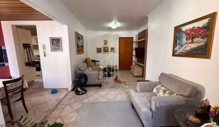Apartamento quadra mar no Edifício Itajuba