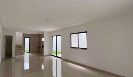 Casa Para Vender com 4 quartos 4 suítes no bairro Edson Queiroz em Fortaleza