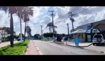 Casa no Eusébio com piscina