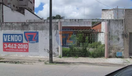 Casa á Venda na Aldeota, 490m².