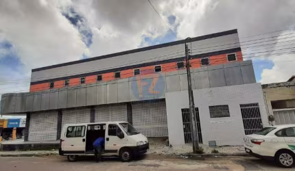 More na Parquelândia - Kitnet com 1ª Locação - O aluguel baixou, últimas unidades. Cód.8806
