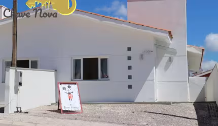 Casa NOVA  3 dormitórios,  uma suíte condomínio