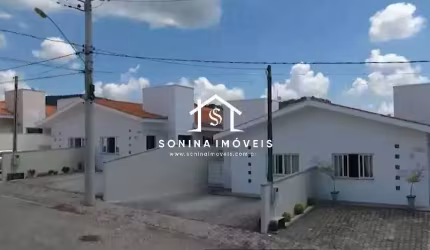 Casas 3 quartos 1 suite Condominio