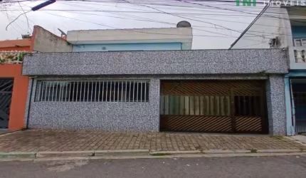 Casa / 4 Dormitório / 3 Vagas / Jd. Imperador