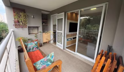 Apartamento em Vila Isa  -  São Paulo