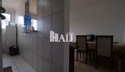 Apartamento com 2 dorms, Jardim Urano, São José do Rio Preto - R$ 195 mil, Cod: 8133