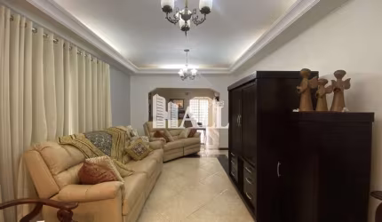 Casa com 5 dorms, Vila Aurora, São José do Rio Preto - R$ 1.3 mi, Cod: 10773