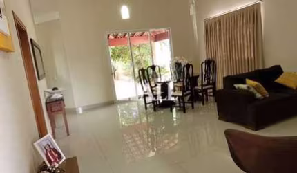 Casa com 3 dorms, Jardim Nazareth, São José do Rio Preto - R$ 750 mil, Cod: 13096