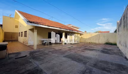 Casa com 3 dorms, Jardim Tarraf II, São José do Rio Preto - R$ 680 mil, Cod: 13494
