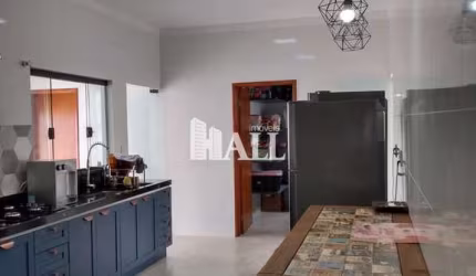 Casa com 5 dorms, Parque Residencial Comendador Mançor Daud, São José do Rio Preto - R$ 1.6 mi, Cod: 14712