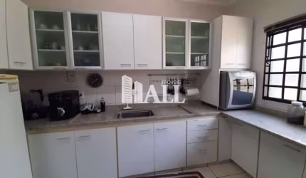 Casa com 3 dorms, Jardim Astúrias, São José do Rio Preto - R$ 415 mil, Cod: 12607