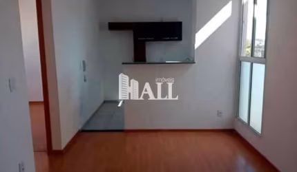 Apartamento compacto no Loteamento Clube V