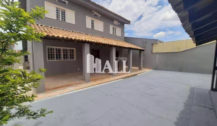 Sobrado com 4 quartos, Jardim Maria Cândida