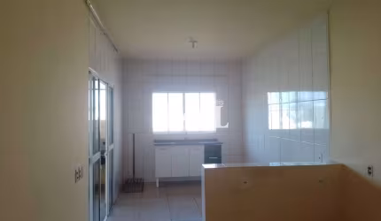 Casa com 2 quartos, Bosque das Laranjeiras